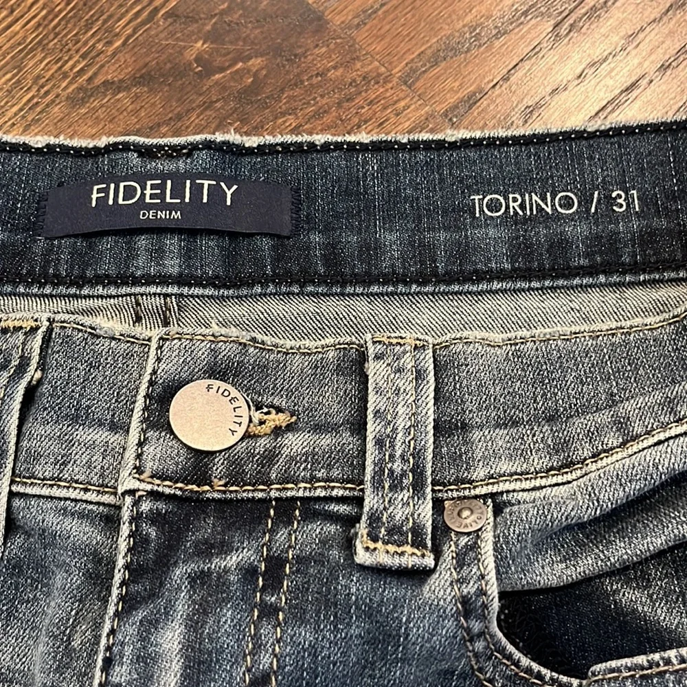 FIDELITY Men’s Torino Monterey Distressed Stretch Jeans NWOT SZ 31 - Picture 7 of 11